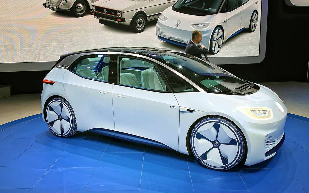 Бестселлер нового мира: Volkswagen намекнул на будущий электрокар
