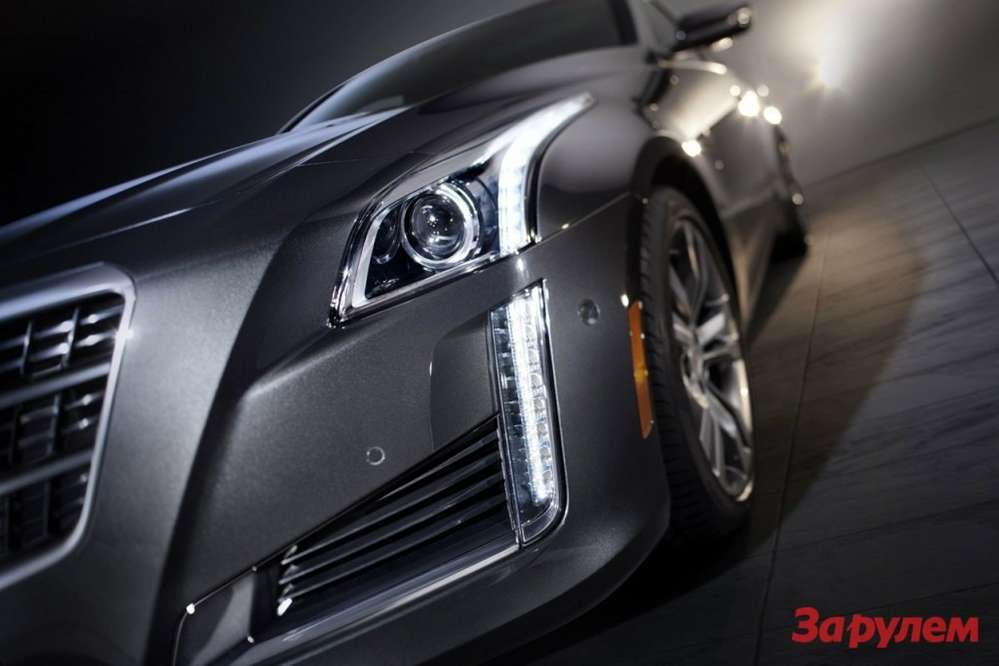 Новый бизнес-седан Cadillac CTS - первые снимки