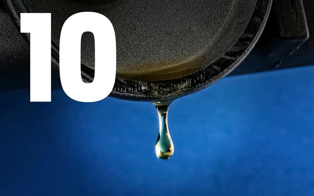 10 основных причин, почему мотор жрет масло
