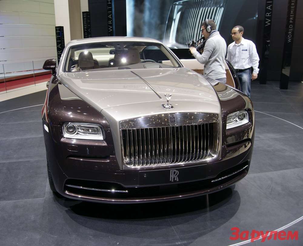 Дебютировал самый динамичный Rolls-Royce - фастбек Wraith