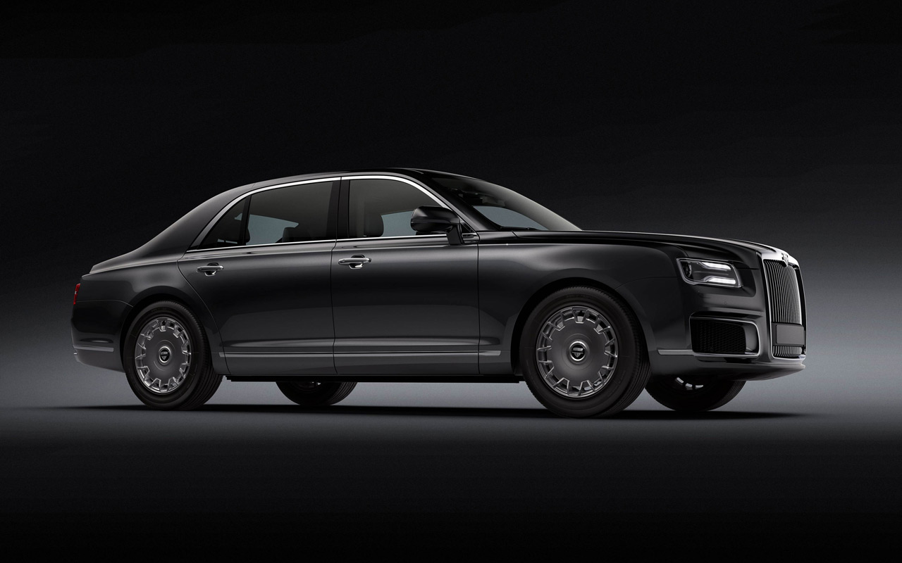 Заказы на седаны Aurus начнут принимать с 15 февраля