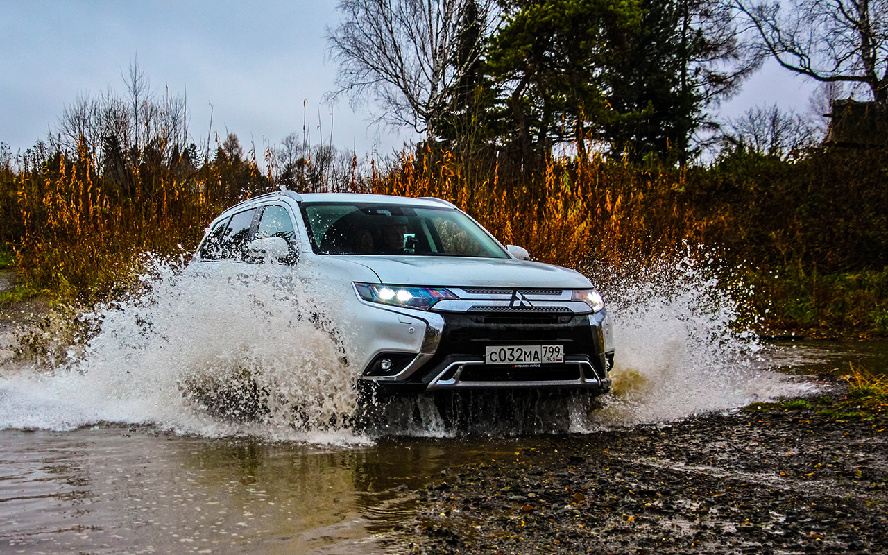 Второе обновление Mitsubishi Outlander: вечная молодость
