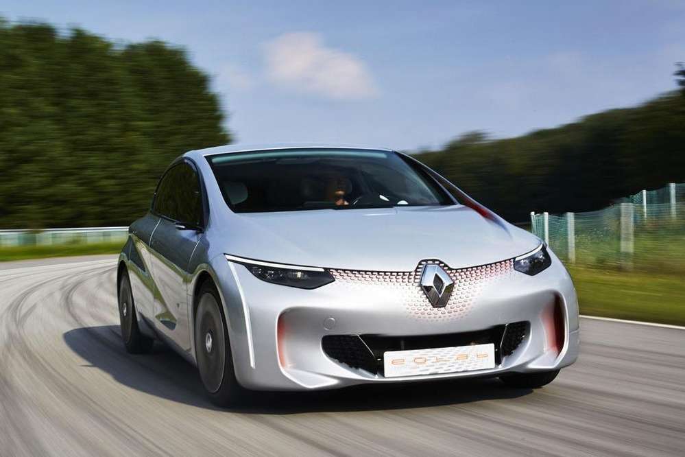 Renault готовит новое «лицо» и Clio с зауженной колеей