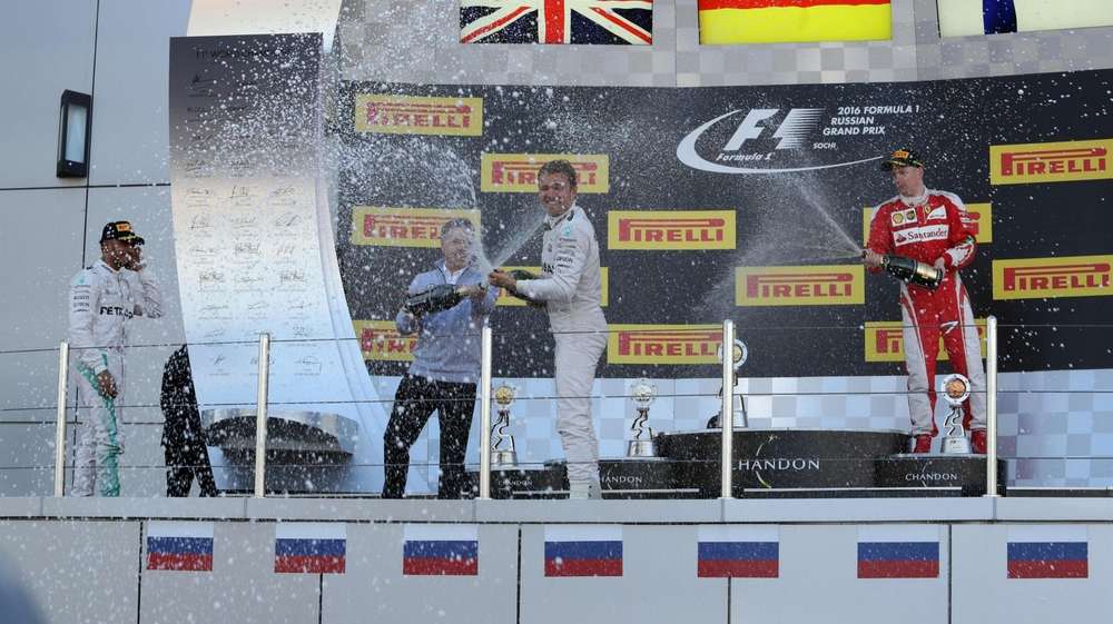 Формула-1: третий триумф Mercedes в Сочи