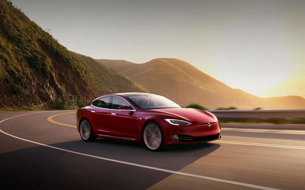 В Швеции собираются запретить автомобили Tesla