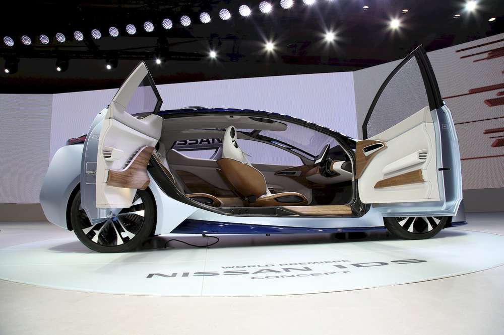 Nissan IDS: карбоновая автономная комната на колесах (ВИДЕО)