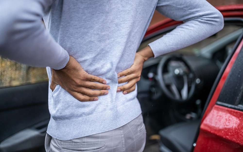 5 вопросов водителей про боль в спине: отвечает врач