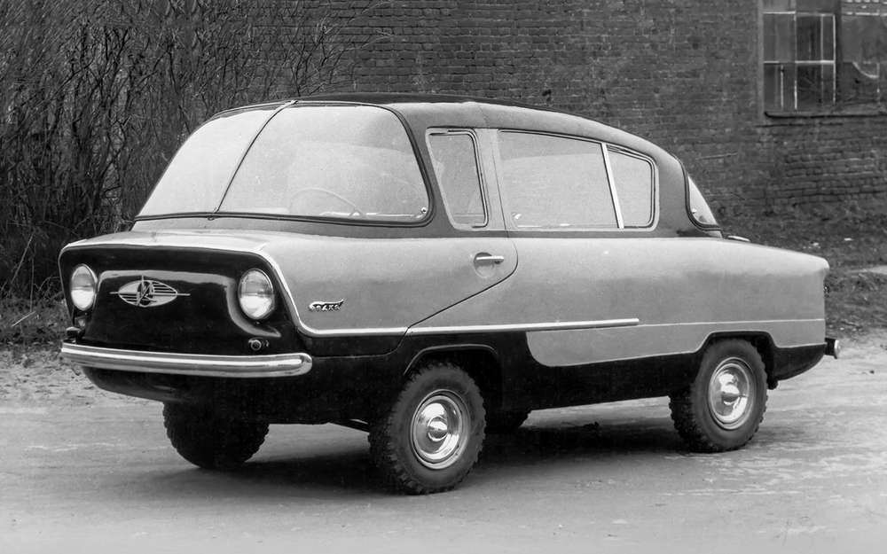 Белка 1955 года была концептуальным аналогом немецких BMW 600 и Zundapp Janus, появившихся, правда, позже - в 1957 году.