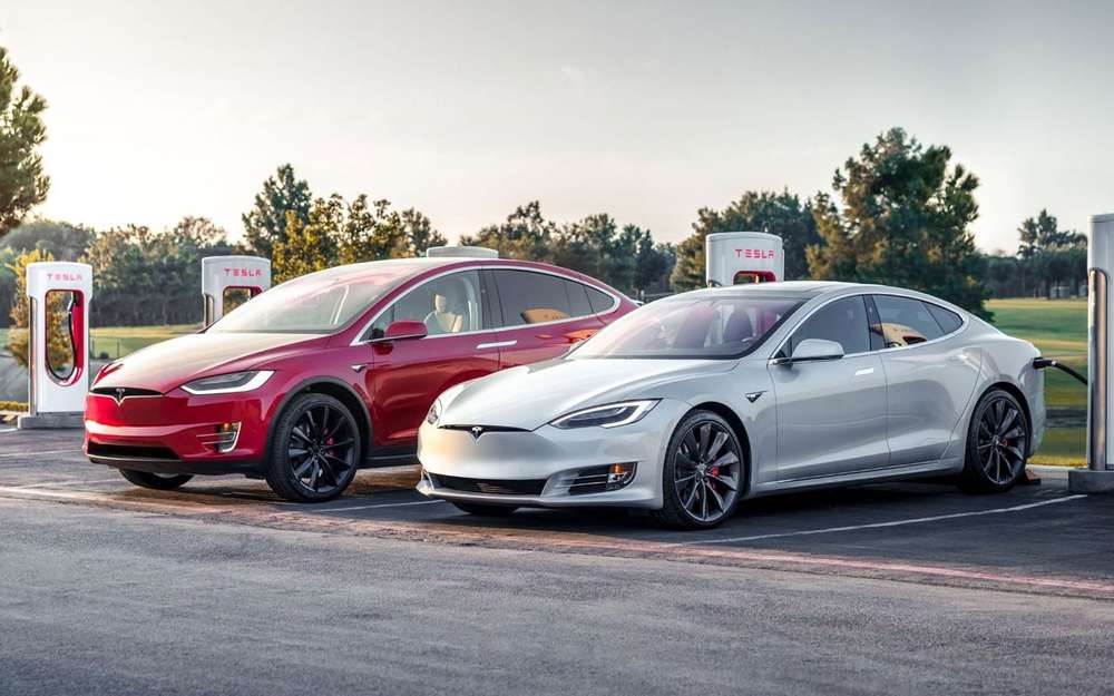 Спрос на Tesla падает, несмотря на снижение цен