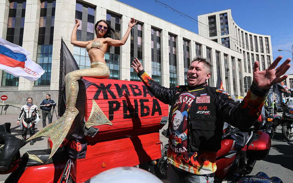 В ближайшие выходные дороги в Москве перекроют ради байкеров и танков