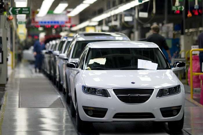 Saab арендовал свой завод