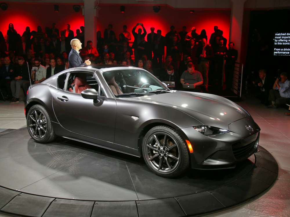 Не теряя «головы»: Mazda MX-5 стала таргой
