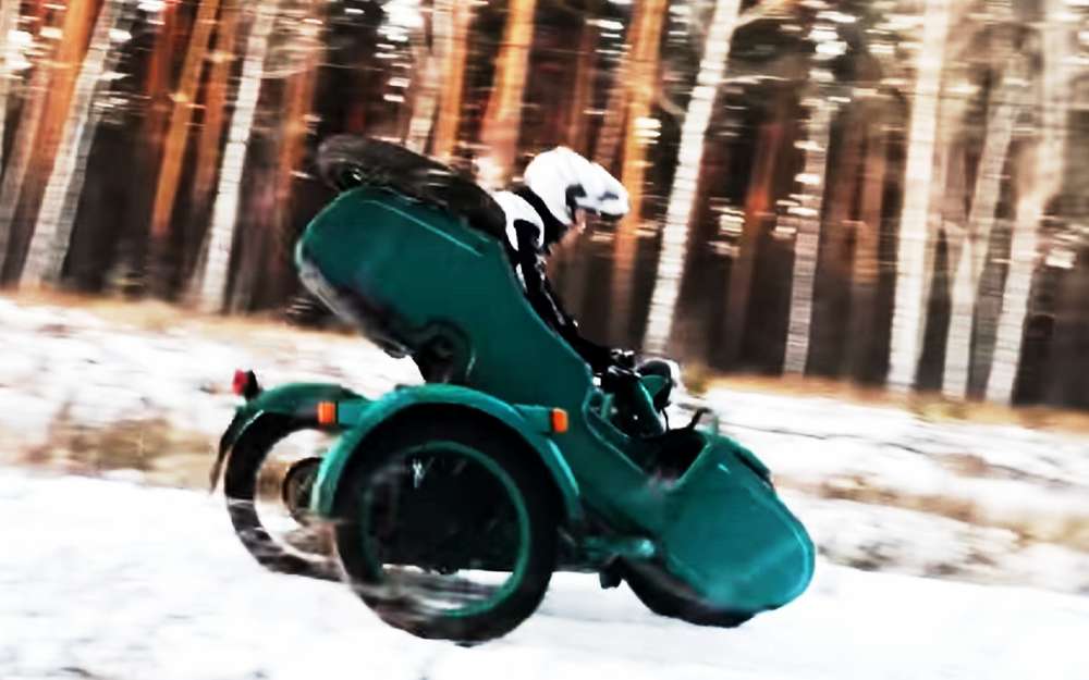 Мотоцикл Урал за 7000 рублей - что он может? (видео)