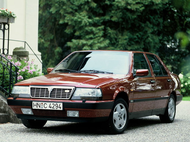 Lancia Thema 8:32 второго выпуска, 1988 - 1992 гг. Построено 1601 машина.