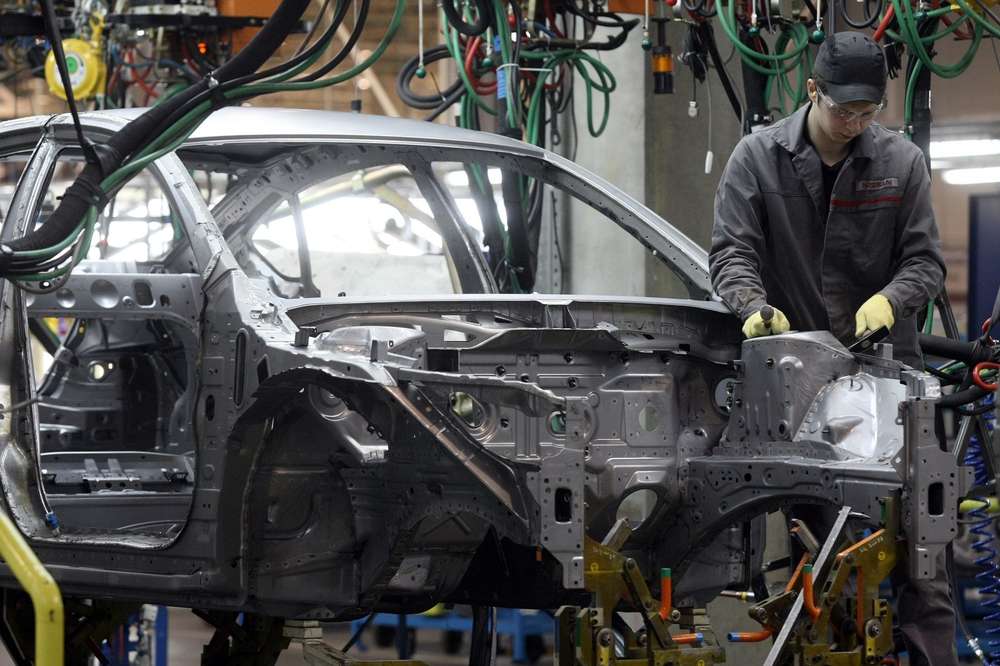 Российский завод Nissan отложит запуск штамповки деталей кузова