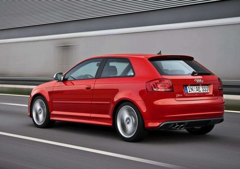 В Европе стартовали продажи Audi S3 и S3 Sportback