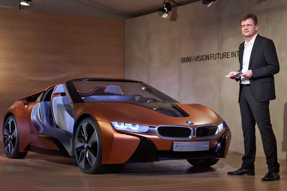 BMW поделилась планами на следующие сто лет