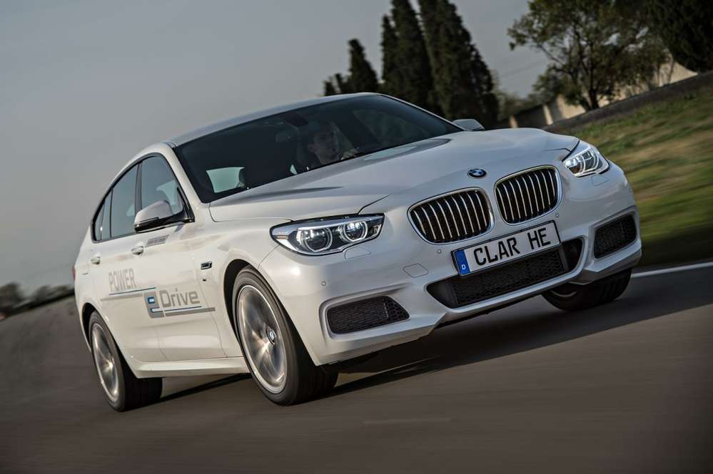 BMW «допиливает» гибридный привод Power eDrive