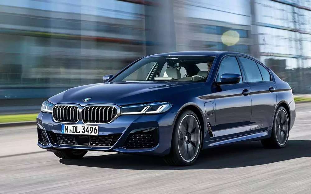 Внешность нового BMW 5 серии больше не секрет