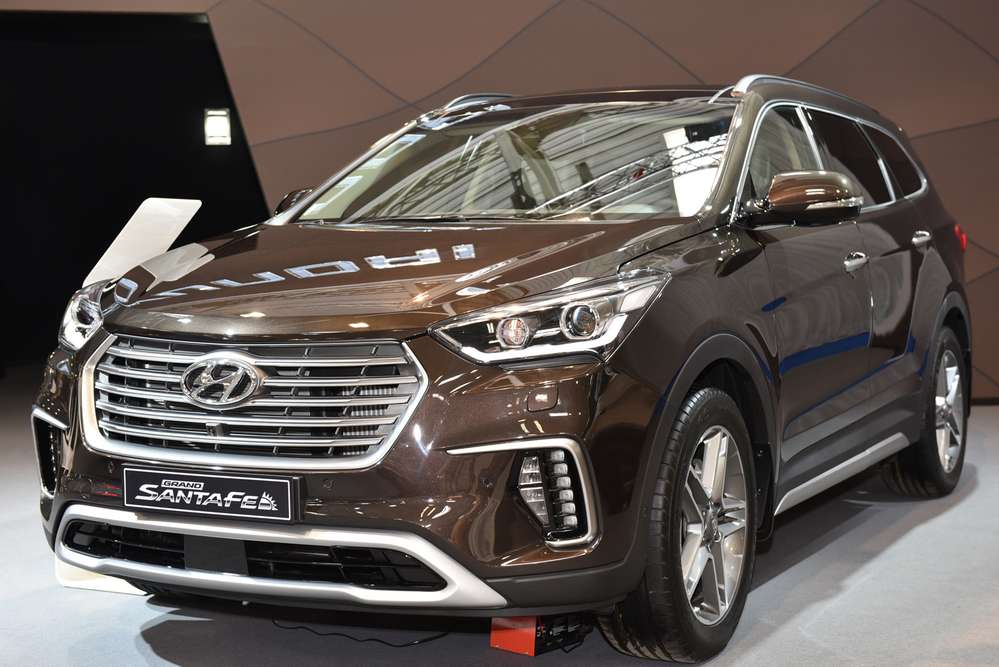 На мотор-шоу в Братиславе дебютировал обновленный Hyundai Grand Santa Fe