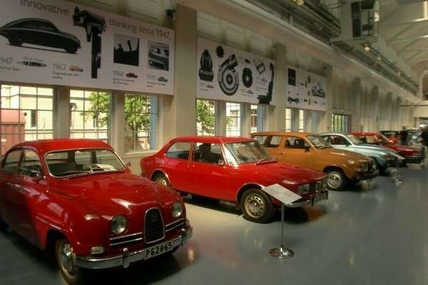  Обанкротившийся Saab распродает свой автомобильный музей  