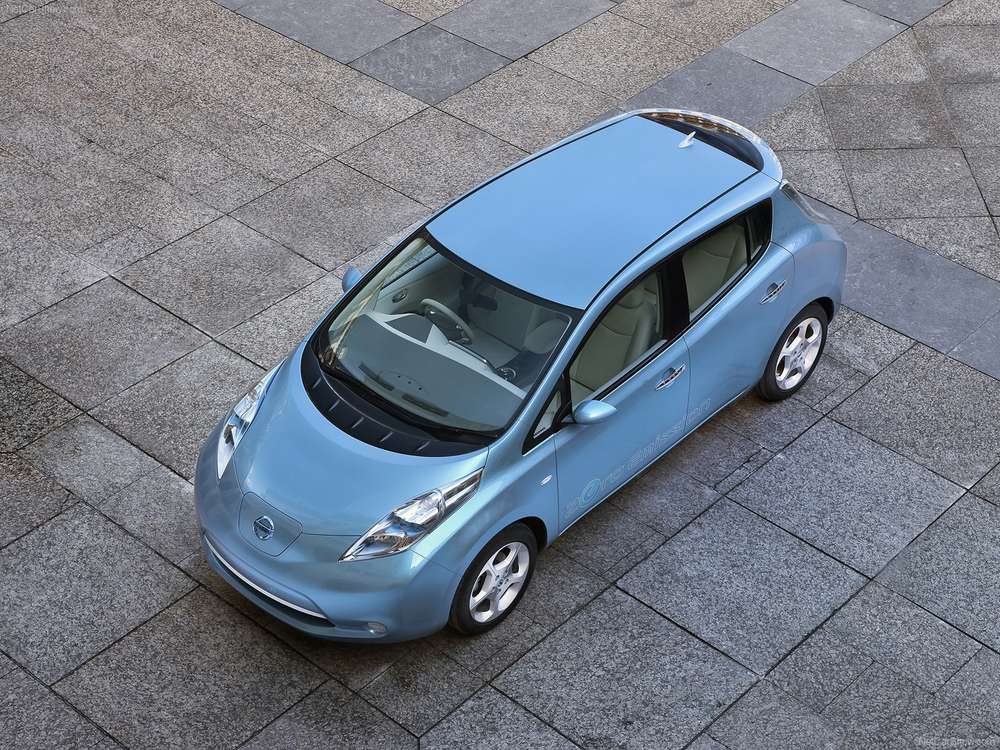 В мире продано более 50 тысяч электрокаров Nissan Leaf 