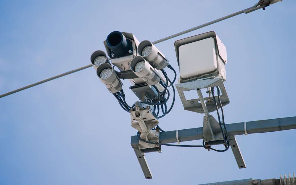 Стало известно, сколько камер следит за ремнями и телефонами в Москве