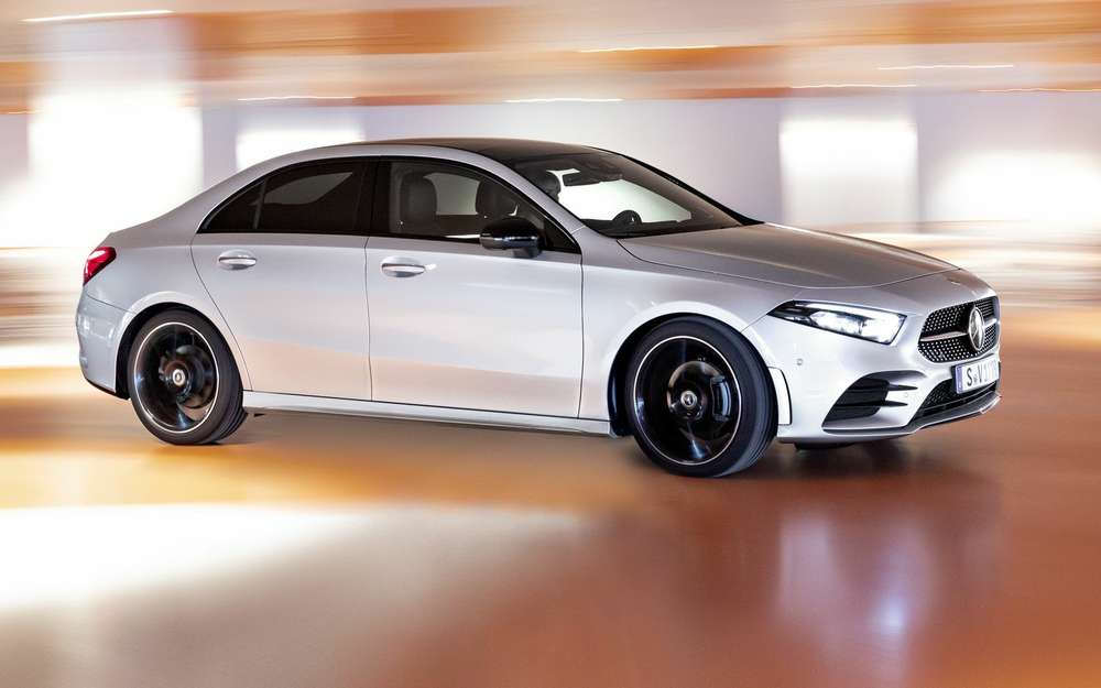Производство европейского седана Mercedes-Benz A-класса начнется только в 2019 году в Германии. Машины для стран Северной и Южной Америки будут собираться в Мексике.