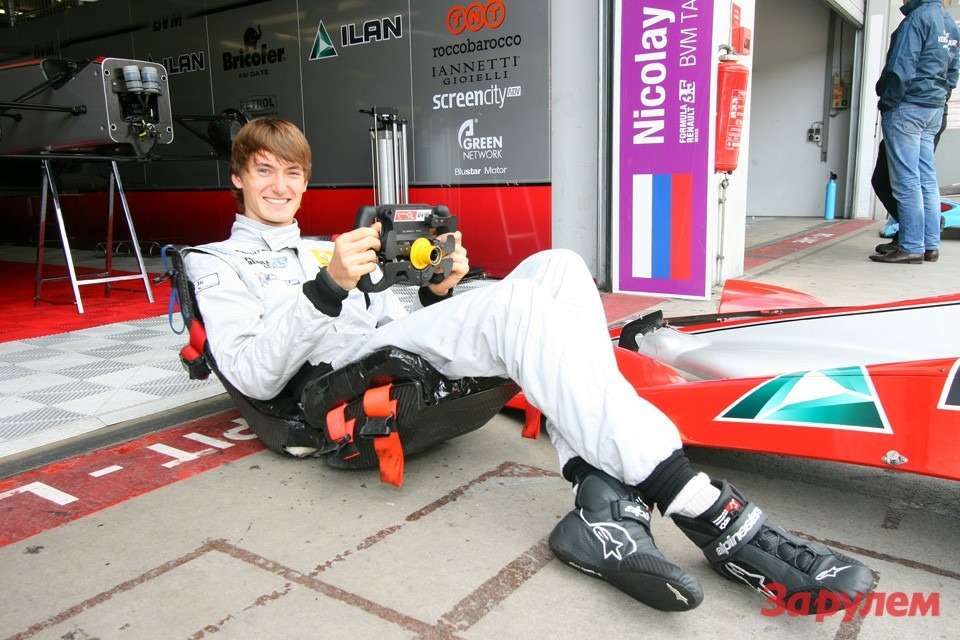 Николай весьма уверенно провел свой первый сезон в WSR: три раза оказывался в первой десятке, финишировал в тринадцати гонках из семнадцати, из которых девять раз не ниже 20 места.