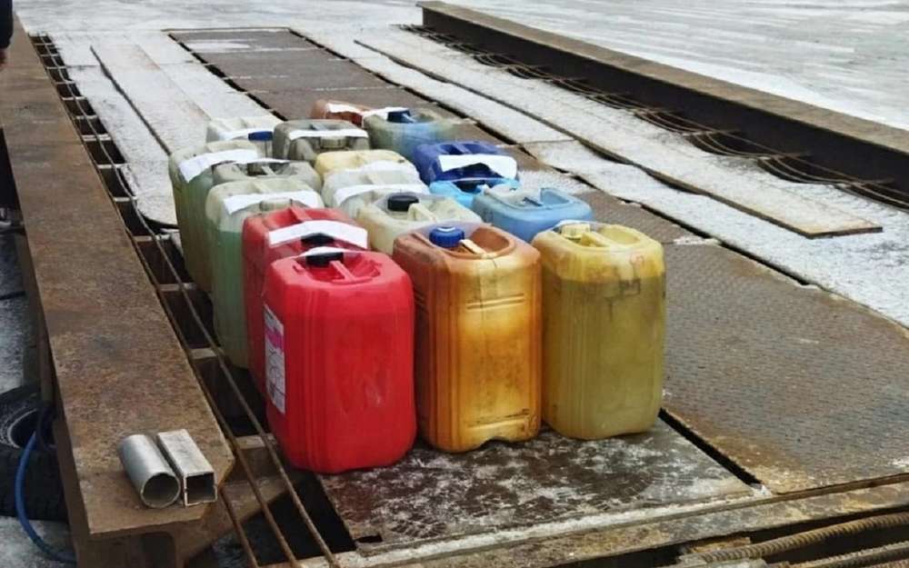 В Белгороде судят двух железнодорожников, пытавшихся украсть 300 литров солярки