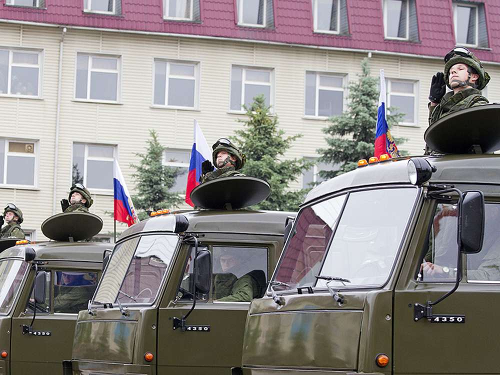 Сегодня в России отмечают День военного автомобилиста
