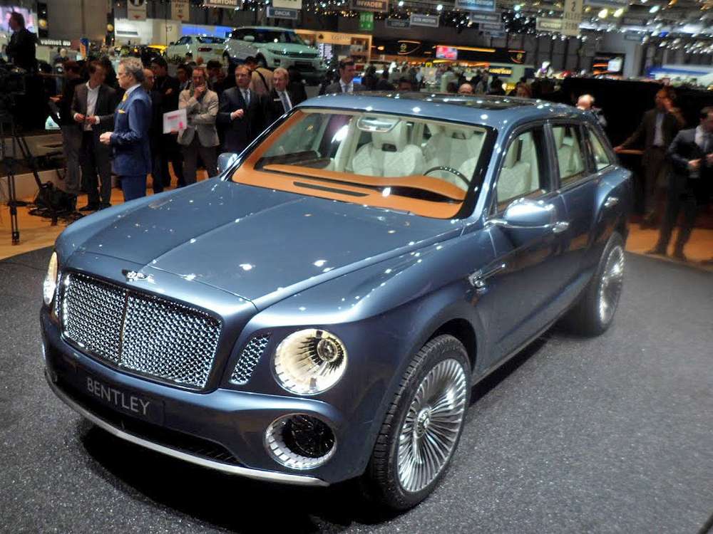 Bentley сделал кроссовер EXP 9 F 