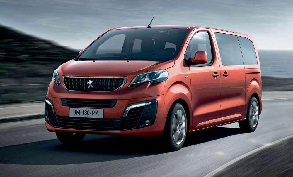 Peugeot Traveller уведет у Мультивэна VIP-пассажиров