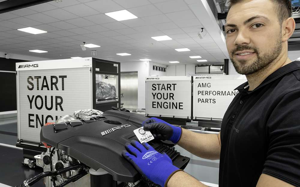 Турбированный двигатель Mercedes-AMG - новые подробности
