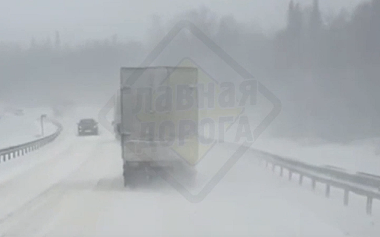 Снежно-пылевая буря в Красноярском крае: как это было (видео)