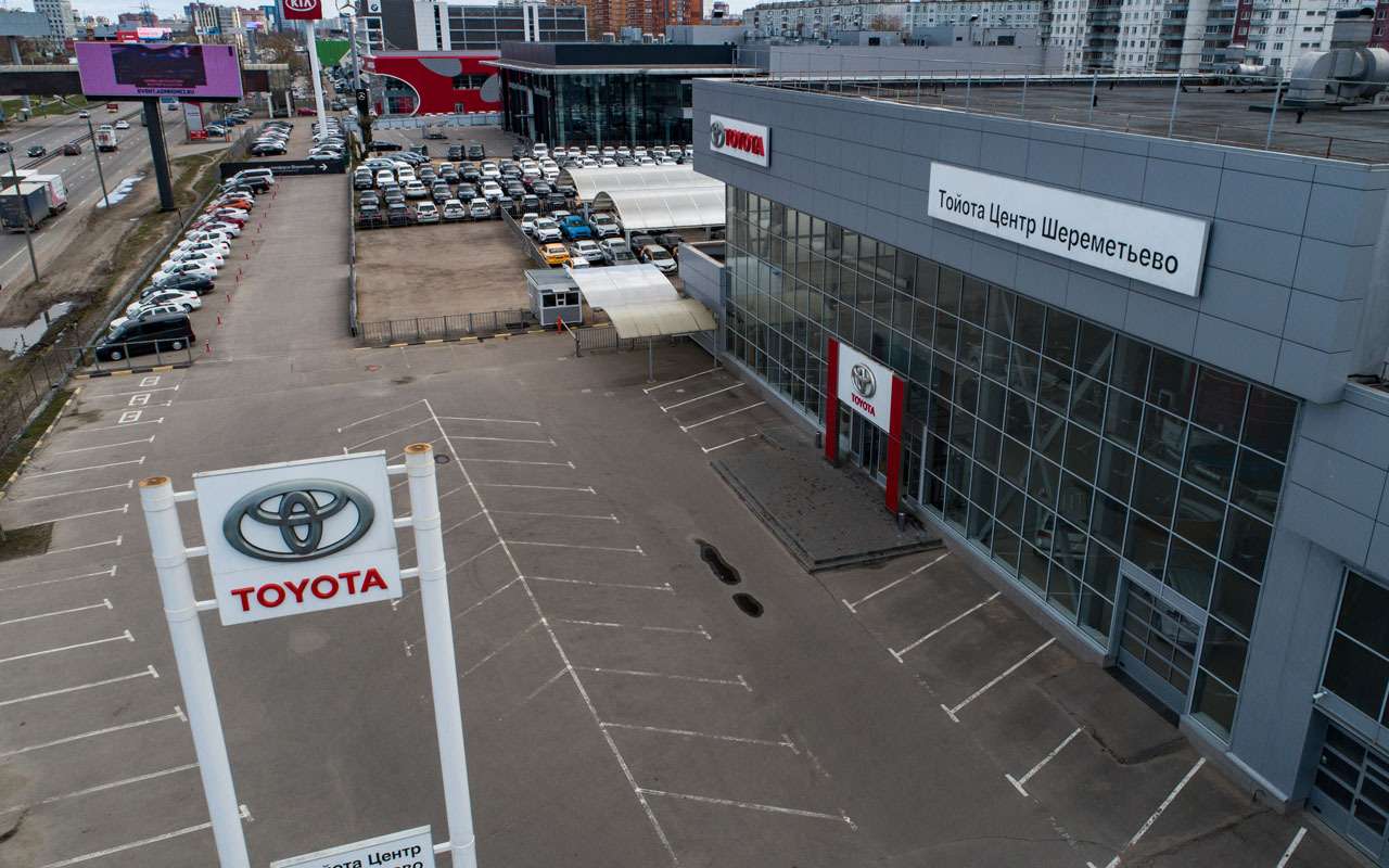 Toyota разобрала некомплектные российские машины на запчасти