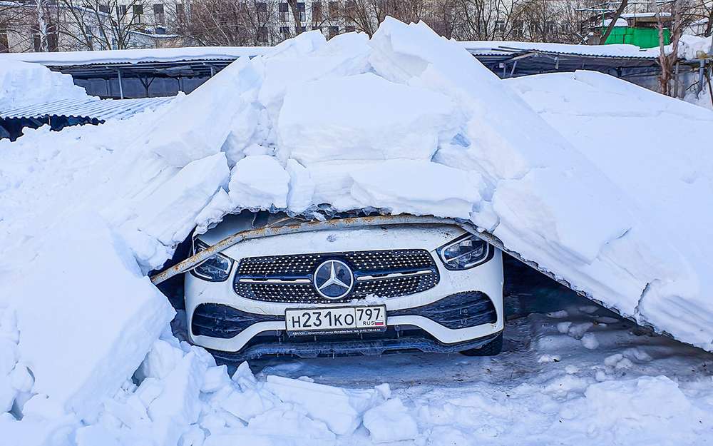 Автомобиль пострадал во время снегопада или гололеда. Что делать?