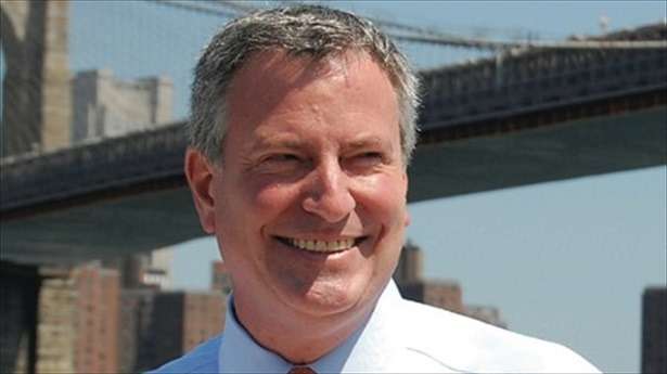 Мэра Нью-Йорка поймали на нарушении ПДД