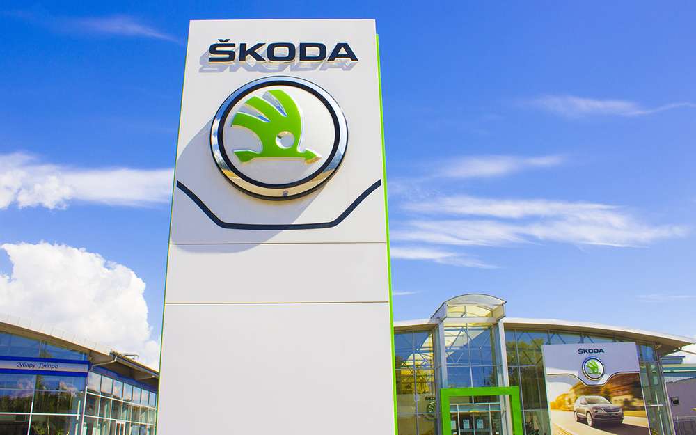 Skoda запретила своим дилерам навязывать допы