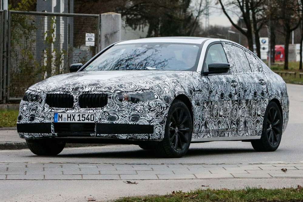 Новый BMW 5-й серии выйдет с двумя вариантами передней подвески