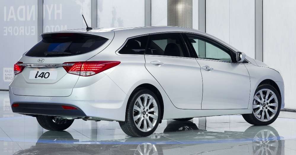 Hyundai назвал цену универсала i40