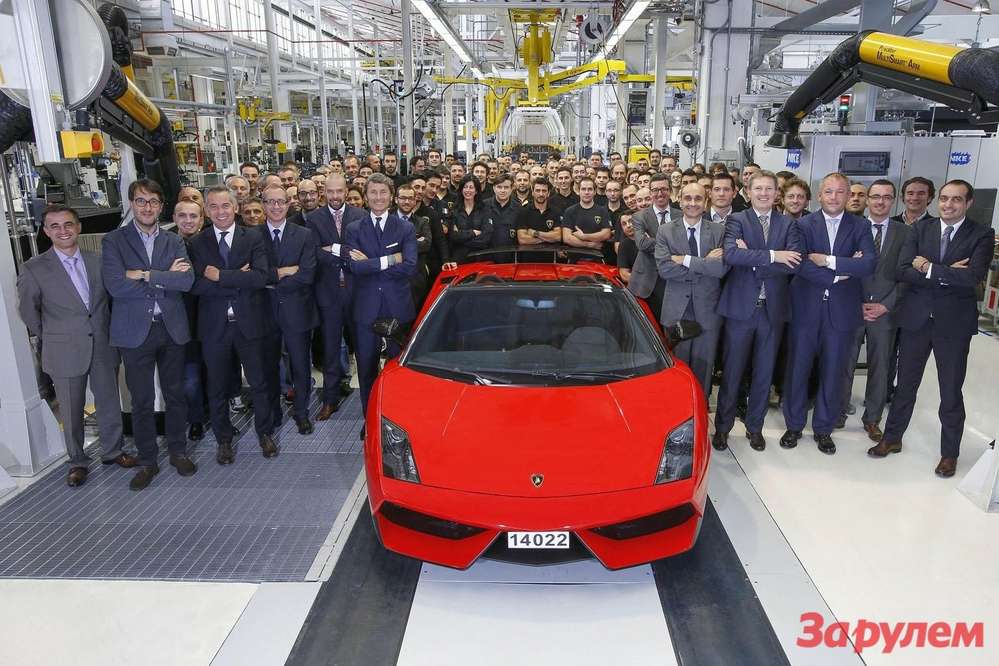 Lamborghini попрощалась со своим самым массовым суперкаром