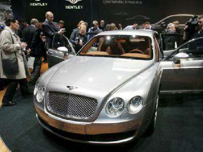 Bentley впервые принес прибыль