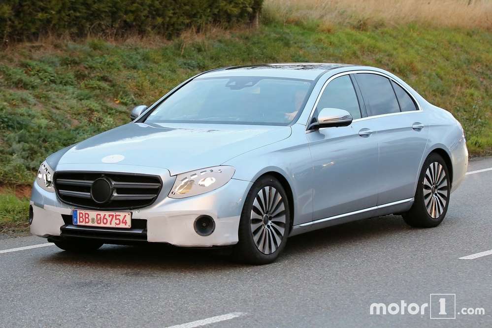 Нарушение рядности: подробности о новом Mercedes-Benz E-класса