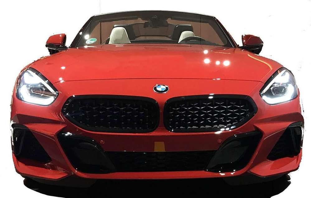Возрожденный родстер BMW Z4: первые фото серийной версии