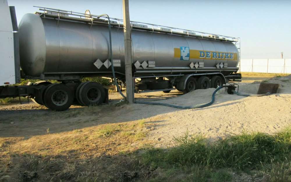 Мошенники украли 100 тонн нефти и перегнали ее в солярку
