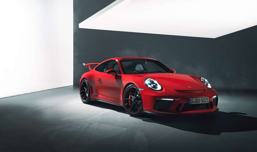 Вернуть механику: сюрпризы обновленного Porsche 911 GT3
