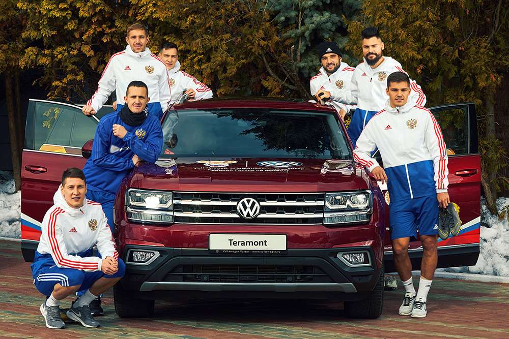 Volkswagen предоставит автомобили сборной России по футболу