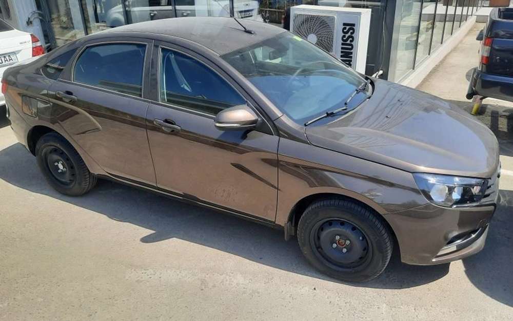 Lada Vesta - сделано в Узбекистане (да, есть и такие!)