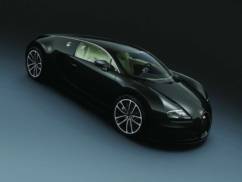 Bugatti представил два уникальных автомобиля